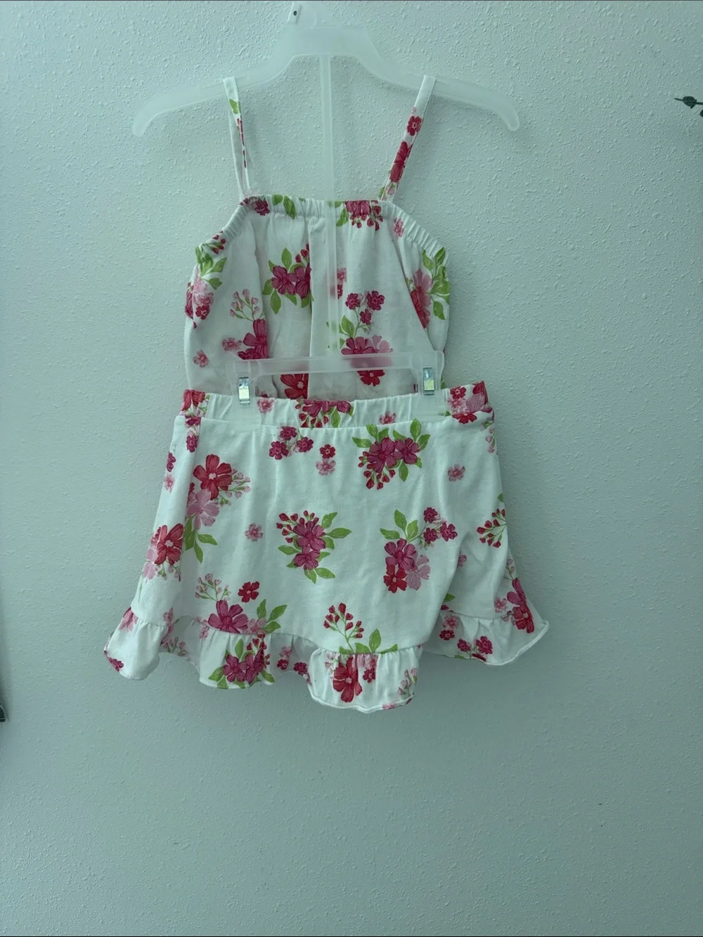 White Floral Ruffle 2 piece Set - Picture 4 of 4